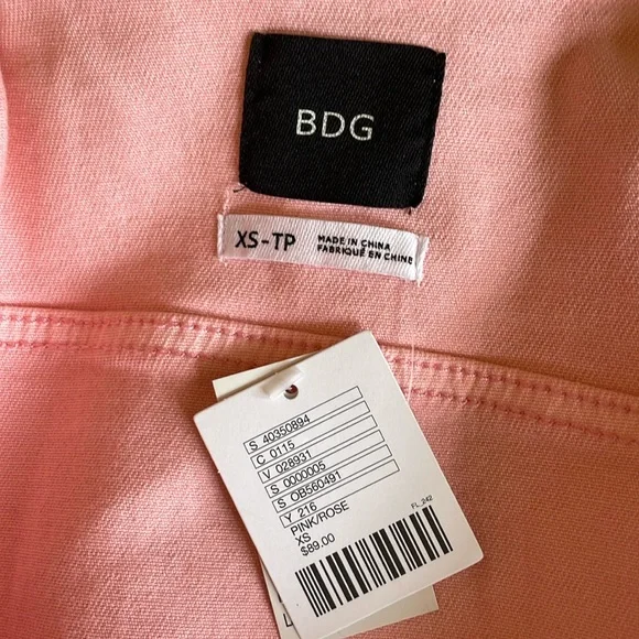 BDG by Urban Outfitters Blush pink denim jacket - Picture 5 of 9